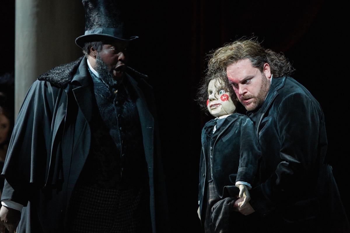 'Rigoletto.' Photo by Eric Woolsey. 'Rigoletto.' Photo by Eric Woolsey.