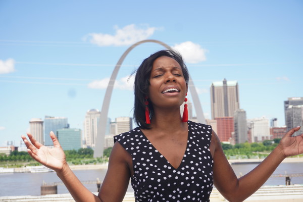 Malena Smith sings 'America the Beautiful' Photo courtesy of the SLSO Malena Smith sings 'America the Beautiful' Photo courtesy of the SLSO